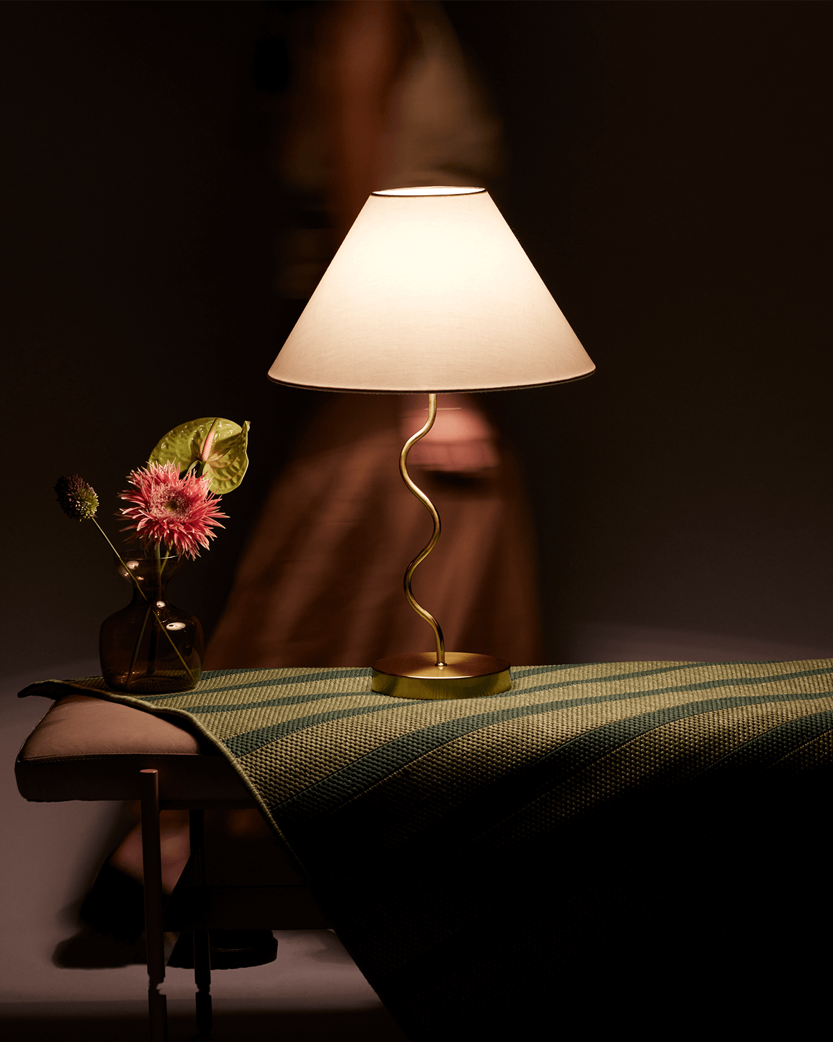 Squiggle Table Lamp
